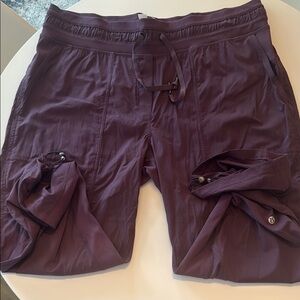 Lululemon size 14 dance studio joggers cropped